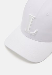 Lacoste Sapka - blanc