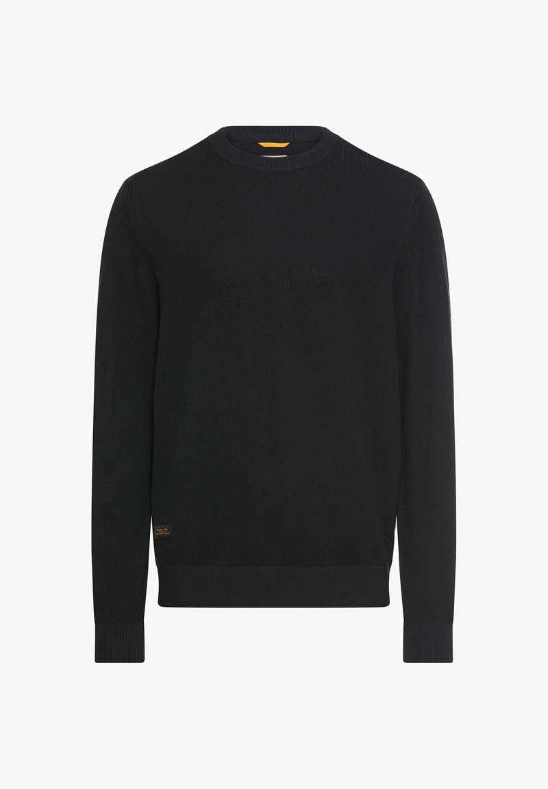 Zwarte gebreide trui met een ronde hals, geribbelde boorden en zoom, voorzien van een gestructureerd patroon en een klein merkembleem op de zoom.