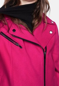 Violeta by Mango Korte frakker - pink