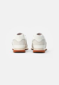 New Balance ML574 UNISEX - Sapatilhas - sea salt
