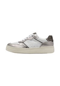 Metallisk silver- och vit sneaker med kontrasterande glittrande häl, slätt läder, rund tå och vita snören, som har en texturerad sula.