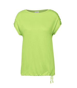 T-shirt vert à manches courtes en tissu doux avec un détail d'épaule froncé et des liens ajustables à l'ourlet. Col rond simple, coupe décontractée.