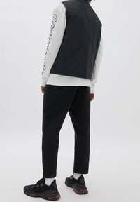 PULL&BEAR Kamizelka
