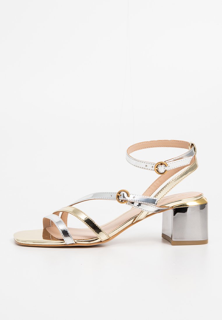 pinko Sandalen zilverkleurig pinko Sandalen zilverkleurig