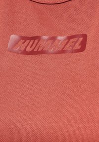 Hummel TOLA ciemnoczerwony