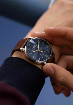Timex Waterbury Classic Moon Phase - Horloge - brown