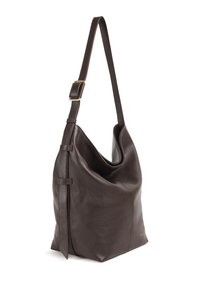 Sac à épaule en cuir marron au design décontracté, texture lisse, bandoulière réglable et accents dorés subtils. Comprend un compartiment principal unique.