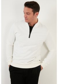 Buratti REGULAR FIT - Mikina - ecru