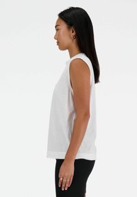 New Balance Top - white