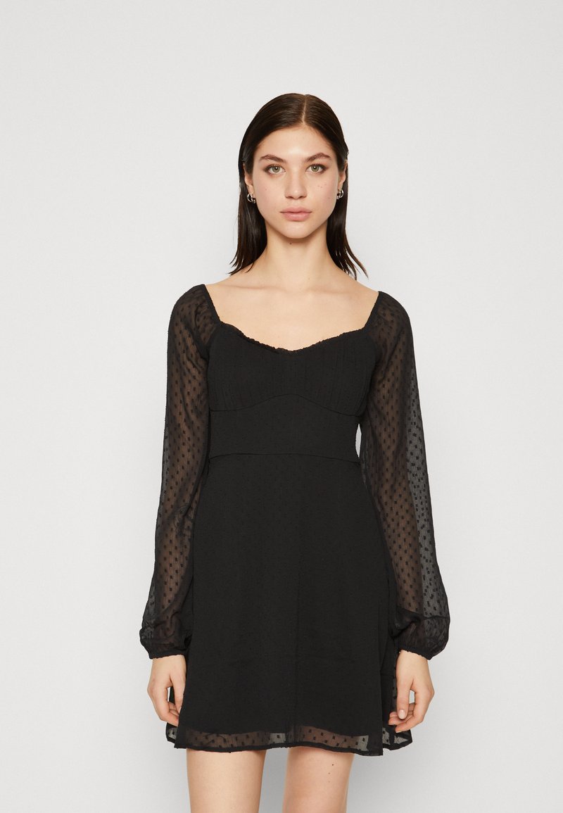 Hollister Co. RUCHED SWEETHEART DRESS Day dress SOLID BLACK WTH DOT