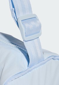 adidas Originals MINI DUFFEL - Kabelka - crystal sky