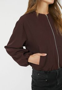 Co'couture LUNA BALLOON ZIP - Summer jacket - winered