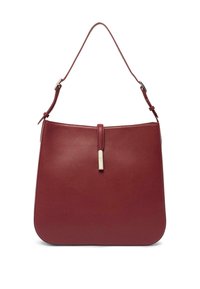 Borsa in pelle bordeaux liscia con un design elegante, forma rotonda, tracolla regolabile e un accento metallico minimalista alla chiusura.