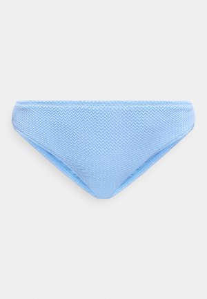 Slip bikini in tessuto azzurro chiaro con motivo a zigzag e elastico in vita, esposto su sfondo bianco.