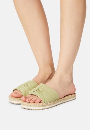 Bullboxer Pantolette flach - sage