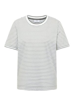 T-shirt blanc à manches courtes et col rond avec de fines rayures noires horizontales, portant l'inscription "CECIL" à l'intérieur du col.