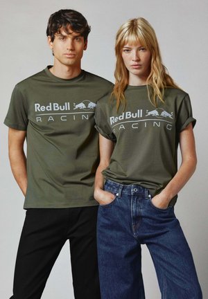RED BULL RACING LOGO DRIVER TEE - Camiseta estampada - green