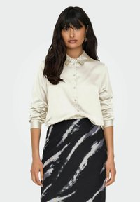 JDY JDYFIFI - Overhemdblouse - cloud dancer