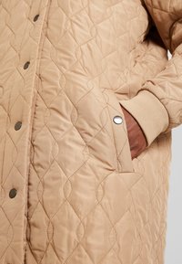 Kaffe Overgangsjakke - beige