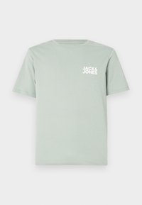 Unselected, iceberg green