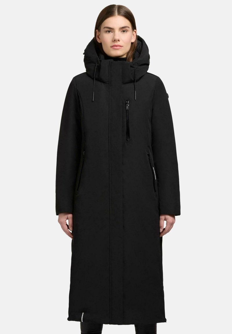 Sort lang frakke med hætte, med lynlåse på lommerne, et strømlinet design, glat tekstur og en lige skæring til kanten.