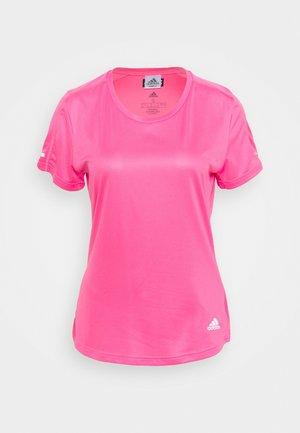 Camiseta deportiva rosa hecha de tela lisa y ligera. Presenta un cuello redondo, mangas cortas y un pequeño logo de Adidas en el frente.