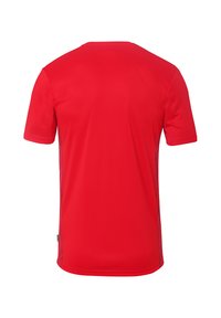 Rød, kortærmet sportstrøje med en glat tekstur. Har en rund halsudskæring og subtile sidepaneler i en mørkere farve.