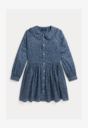 Niebieska sukienka z długim rękawem z białym kwiatowym wzorem, marszczonym kołnierzem typu Peter Pan i zapinaniem na guziki z przodu, oznaczona Polo Ralph Lauren.