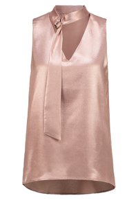 Satin utan ärmar topp i ljusrosa med V-ringning och en dekorativ knytning vid kragen; slät textur och något glansig yta.