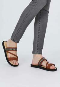 CINNEA Mules - braun