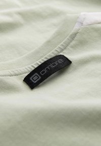Ombre WITH CONTRASTING - T-shirt basic - llight mint