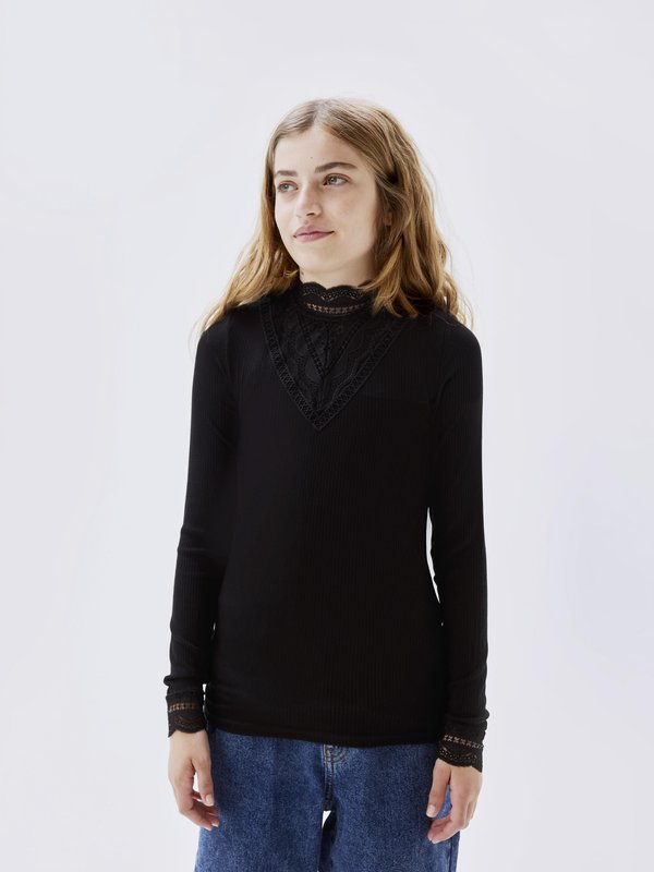 NKFNURI - Long sleeved top