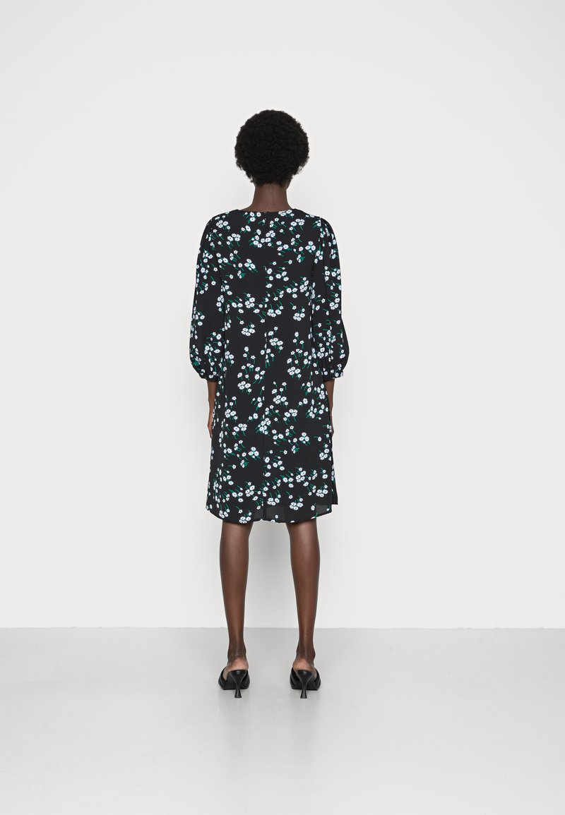 Damen Freizeitkleider | Marks & Spencer MINI SWING DRESS Freizeitkleid black mix/schwarz - GM12650 Damen Freizeitkleider | Marks & Spencer MINI SWING DRESS Freizeitkleid black mix/schwarz - GM12650