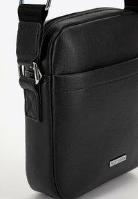 WITTCHEN Borsa a tracolla - black