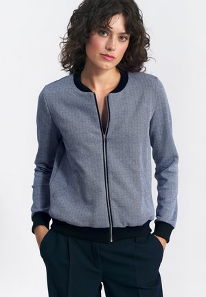 - Bluza rozpinana