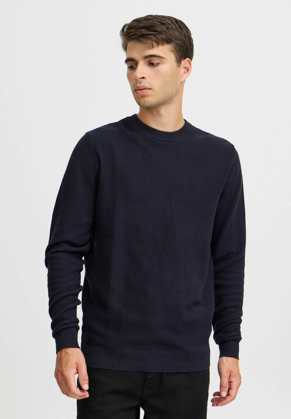 CFKARL 0160 structured crew neck knit - Jumper