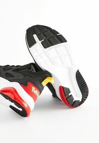 Next POKEMON - Tenisky - black red
