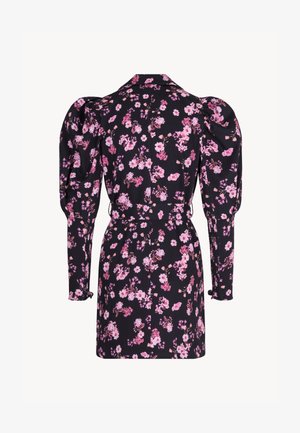 Zwarte jurk met roze bloemenpatroon, opgeblazen lange mouwen, een kraaghalslijn, ingetrokken taille en een korte zoom, gezien vanaf de achterkant.