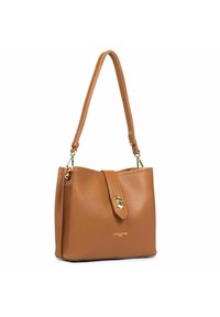 Borsa a tracolla in pelle marrone con finitura texturizzata, una sola tracolla e chiusura frontale a patta con un accentuazione in metallo dorato.