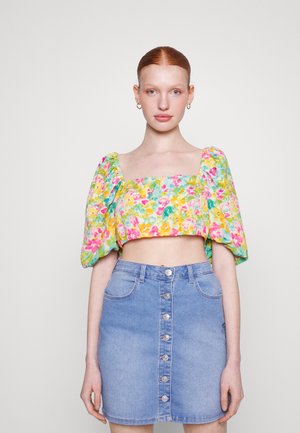 ONLY ONLTRACY CROPPED - Μπλούζα - fuchsia purple cbo london bloom