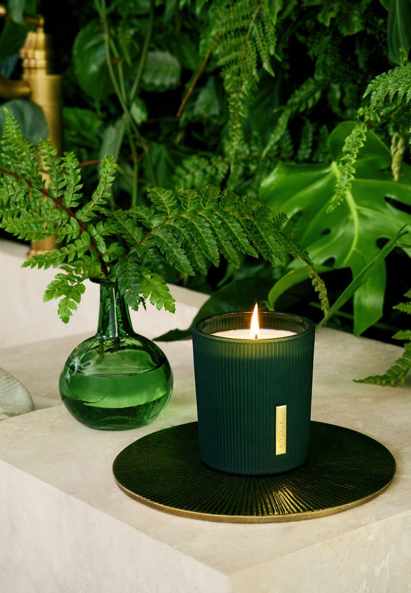Rituals SCENTED CANDLE - THE RITUAL OF JING - SUBTLE FLORAL - JUJUBE & LOTUS
