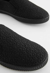 Next FOREVER COMFORT STANDARD - Sneakers - black