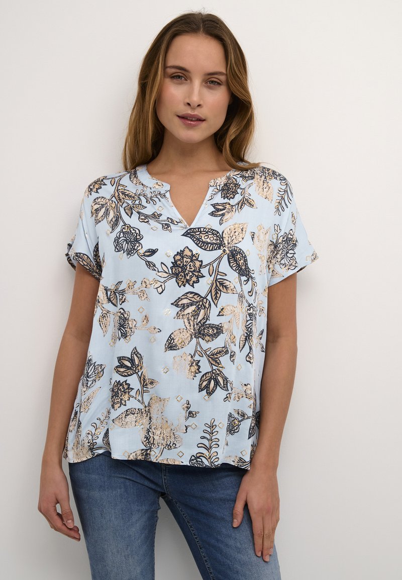 Cassiopeia Gemette blouse light blue main image 1
