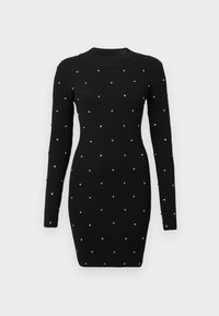 Fekete bordázott kötött, hosszú ujjú bodycon ruha, állógallérral, egyenletesen elhelyezett apró ezüst szegecsekkel díszítve az egész felületen.