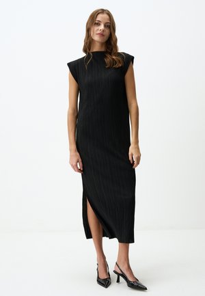 Strickkleid - black