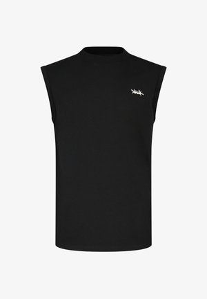 Maglietta nera senza maniche con collo rotondo e piccolo logo bianco stilizzato sul petto in alto a sinistra.