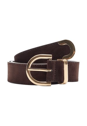 Ceinture en daim marron avec une boucle double-D en ton or, présentant une texture lisse et des bords nets, conçue pour être utilisée avec des passants de ceinture standards.