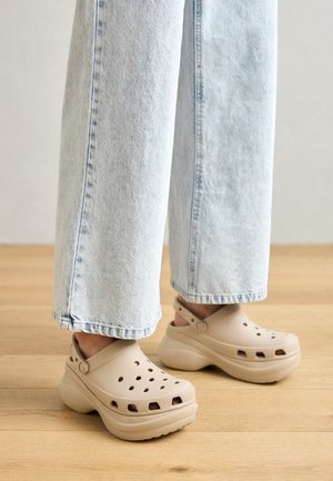 Crocs BAE - Heeled mules - taupe