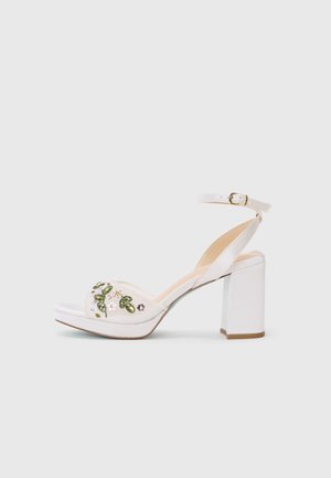 KIRRA - Sandaler med høye hæler - ivory