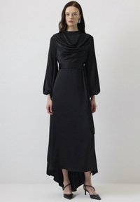 Maxiklänning - black
